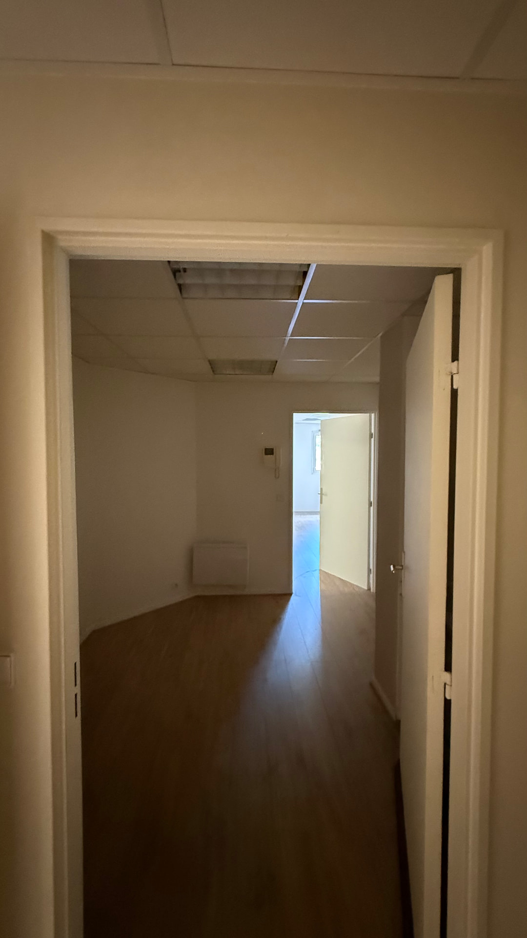 Saint-Cloud — couloir avant
