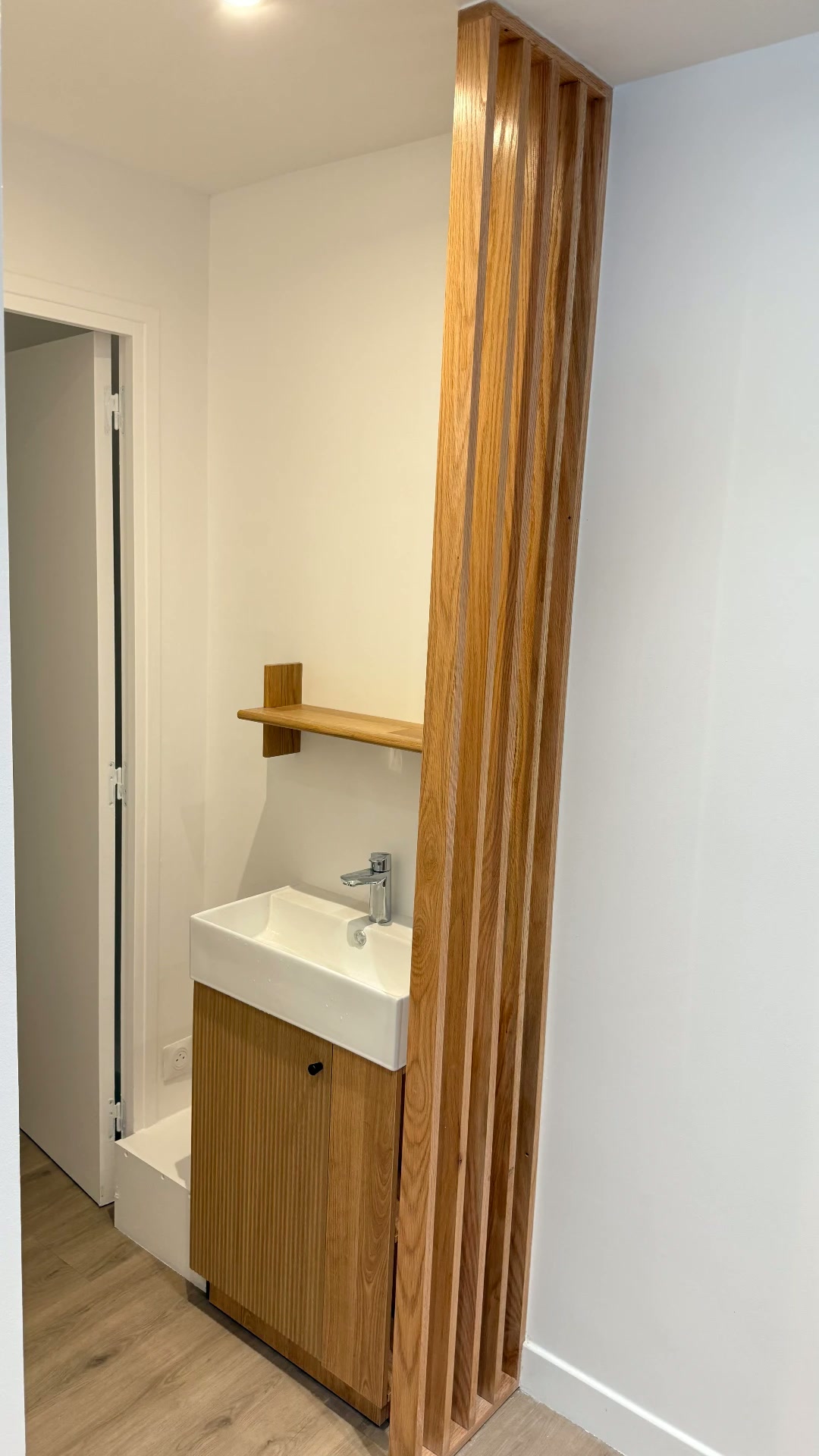 Saint-Cloud — espace sanitaire après travaux (2)