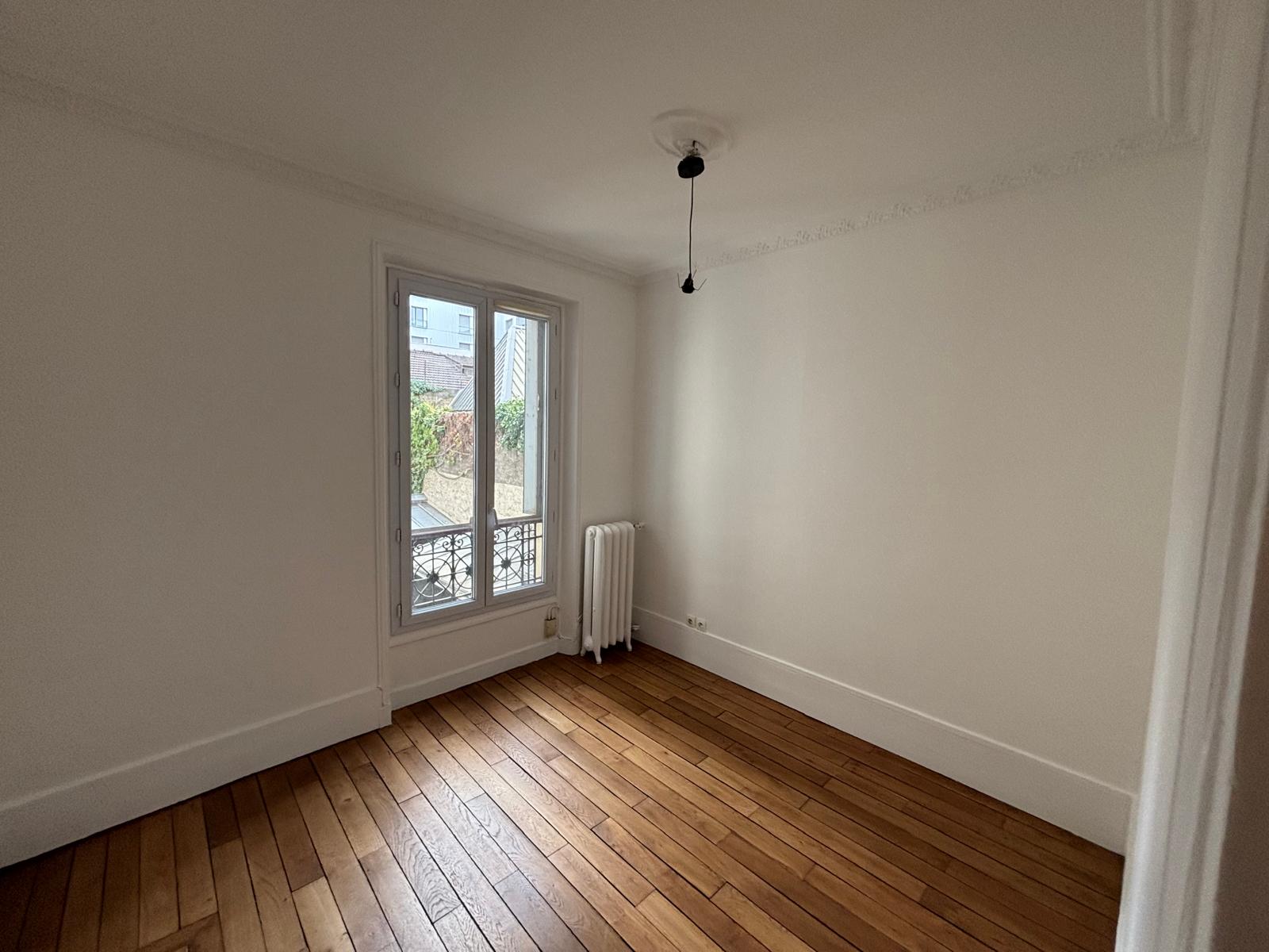 Clichy-la-Garenne — chambre rénovée après travaux