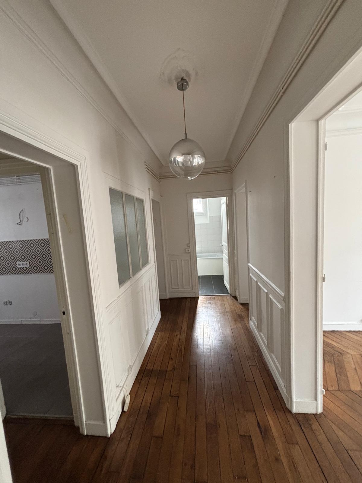 Levallois-Perret — couloir avant travaux